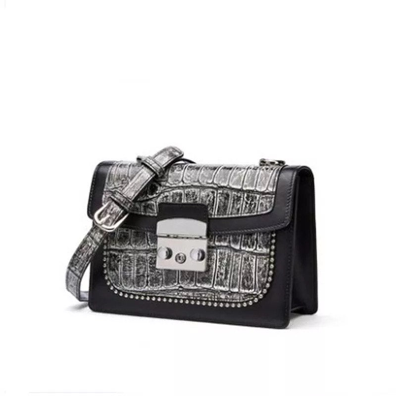 Black Crocodile leather shoulderbag 'Valess'